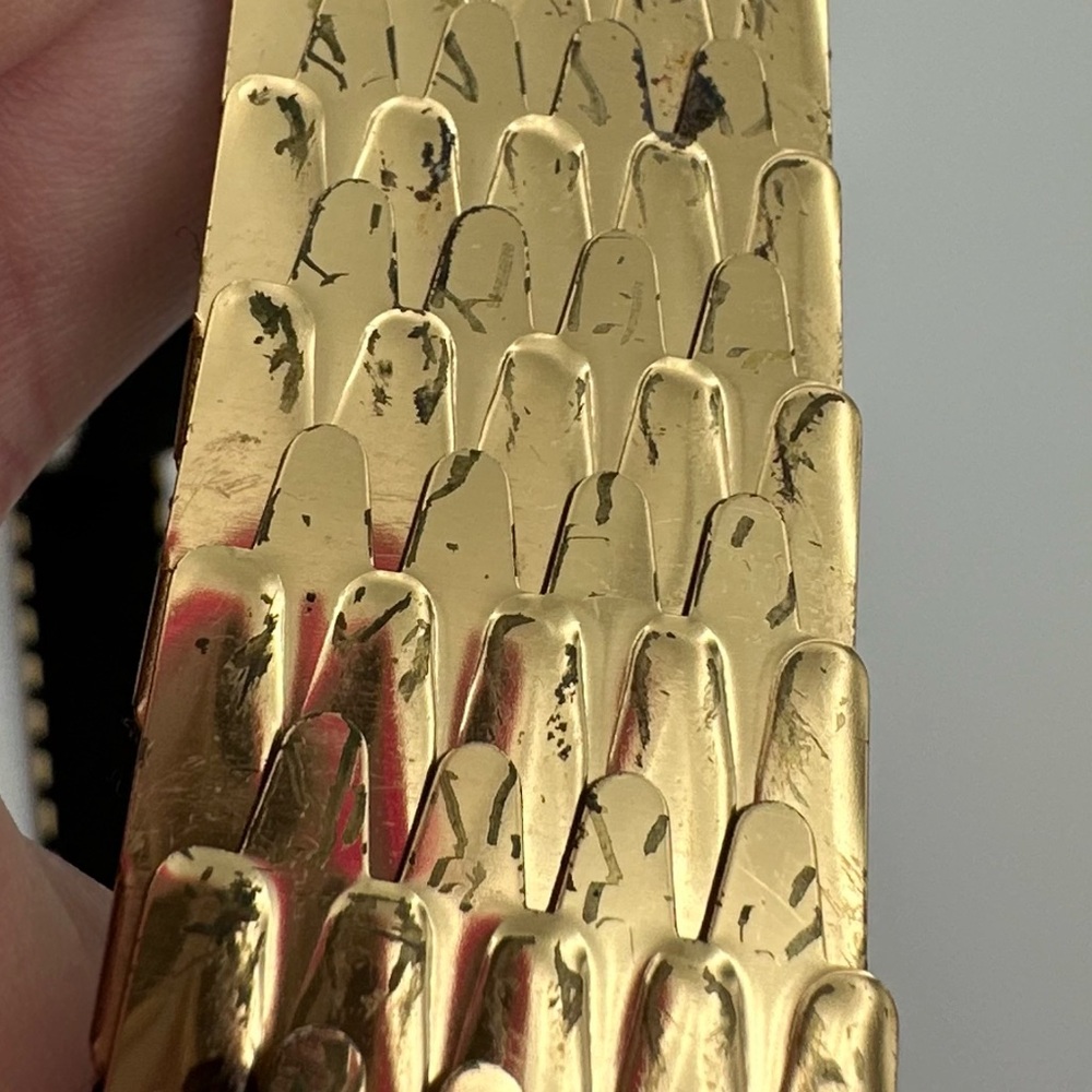 VTG 80s Stretch Gold Waist Cinch Belt OSFM *See Photos for Measurements - Picture 13 of 13